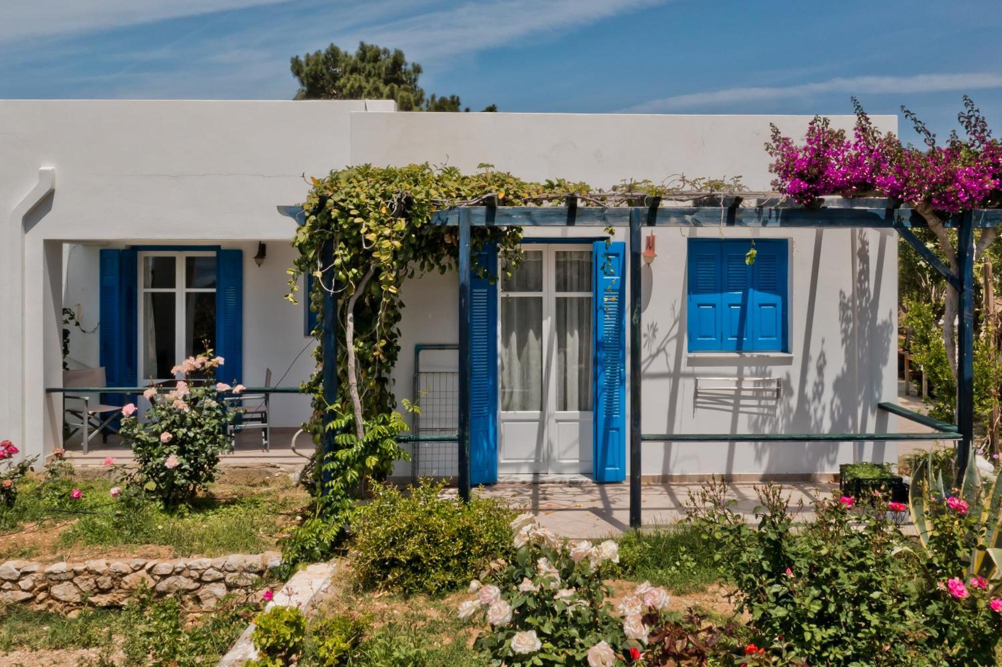 Pleiades Apartments Lefkos  Exterior photo