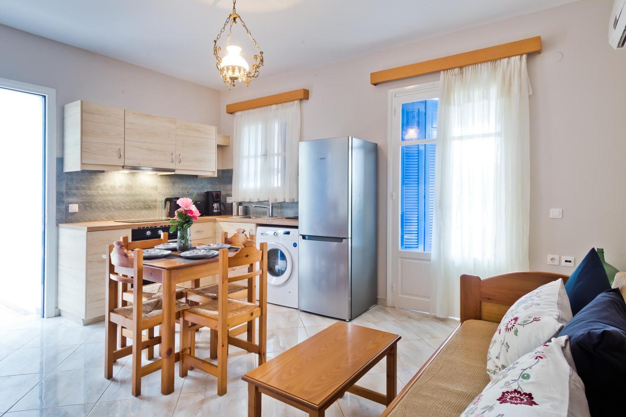 Pleiades Apartments Lefkos  Exterior photo